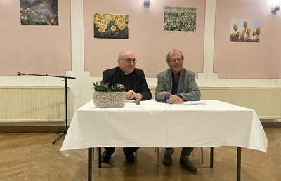 Diözesanbischof Wilhelm Krautwaschl und ORF-Redakteur Erich Fuchs sprachen über ihr Vergebungsbuch.