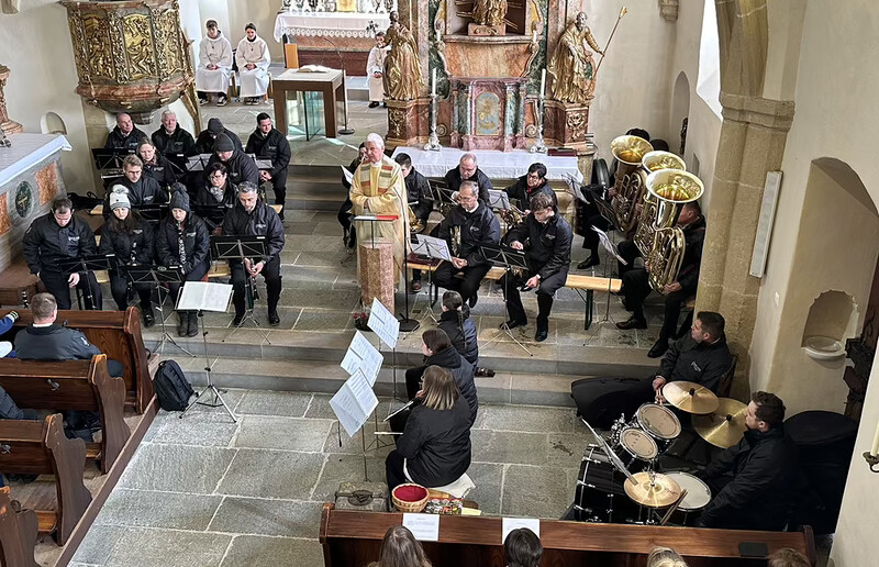 Heilige Messe mit dem Musikverein Deutschfeistritz-Peggau: Eine Feier der Cäcilienmesse und der Blasmusik / Sandra Ebner Heilige Messe mit dem Musikverein Deutschfeistritz-Peggau: Eine Feier der Cäcilienmesse und der Blasmusik